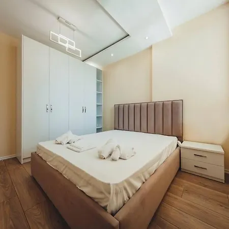 Luxury At Myslym Shyri Tirana